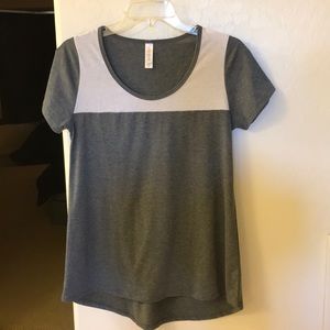 LuLaRoe XS Classic T